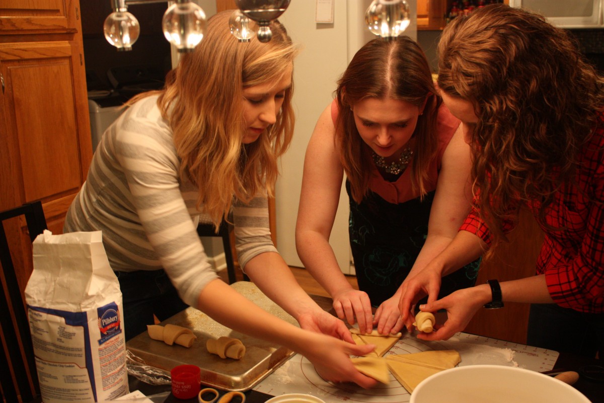 Three Cooks One Kitchen: Friendsgiving