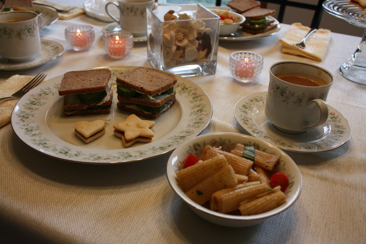 Three Cooks One Kitchen: Be Our Guest