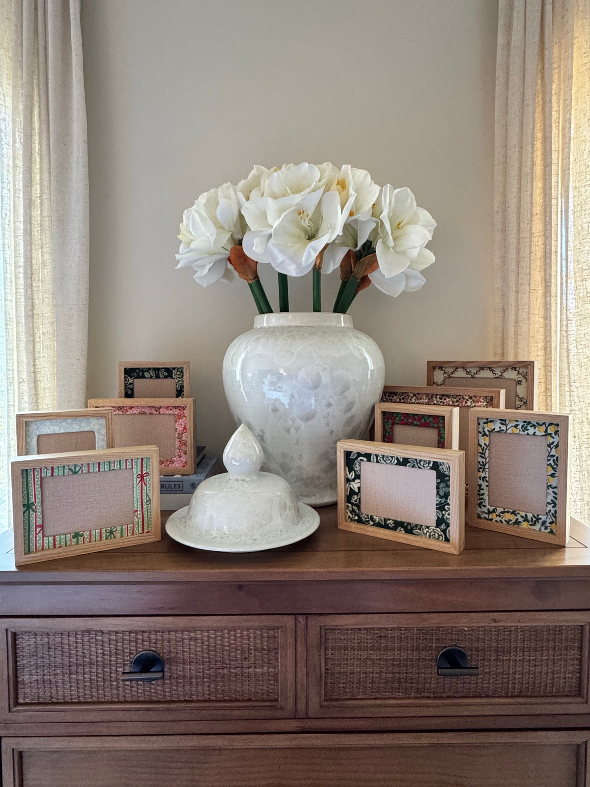 Assortment of needlepoint frames - her heartland soul