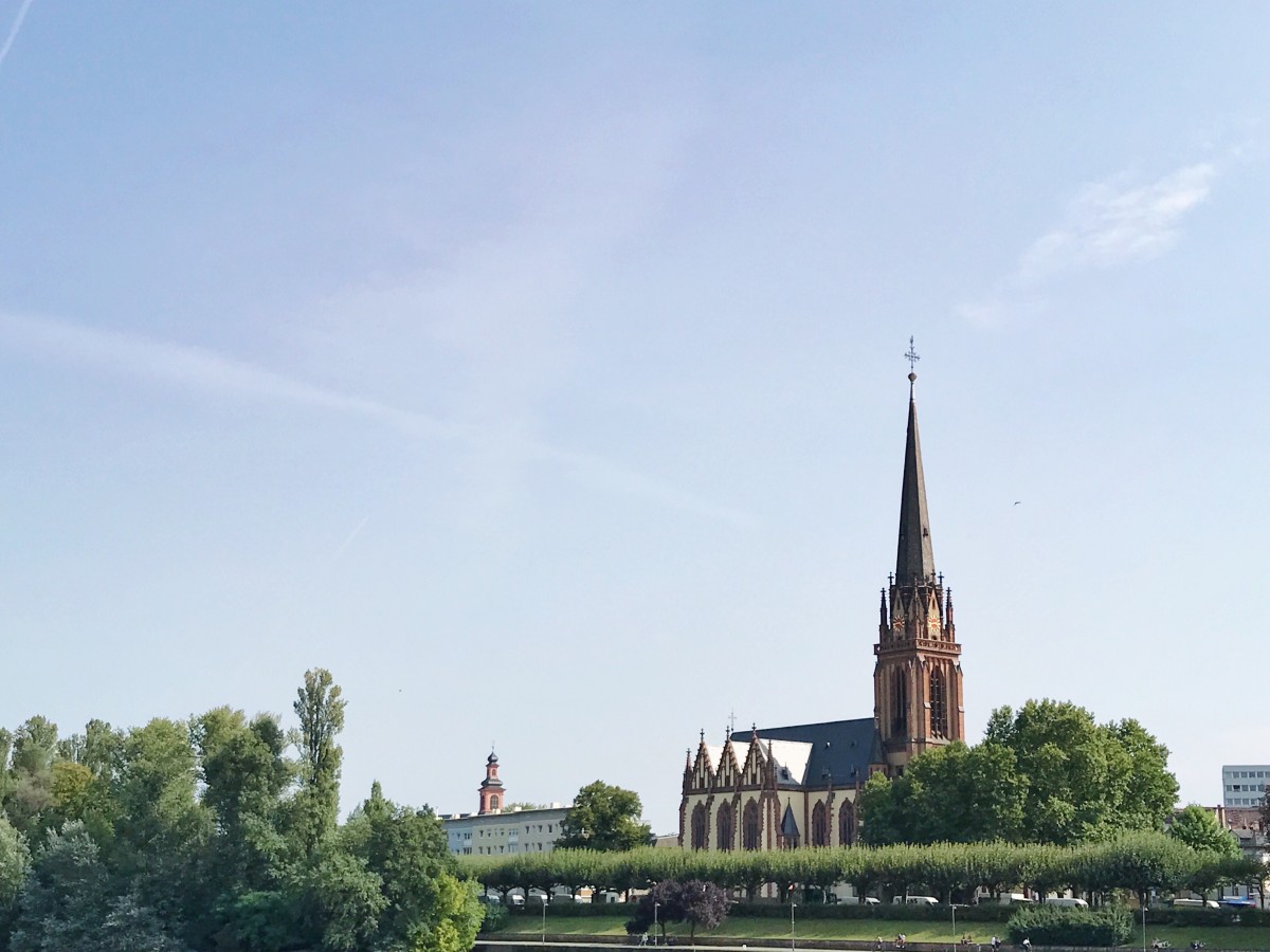 Dreikönigskirche, Frankfurt - Her Heartland Soul