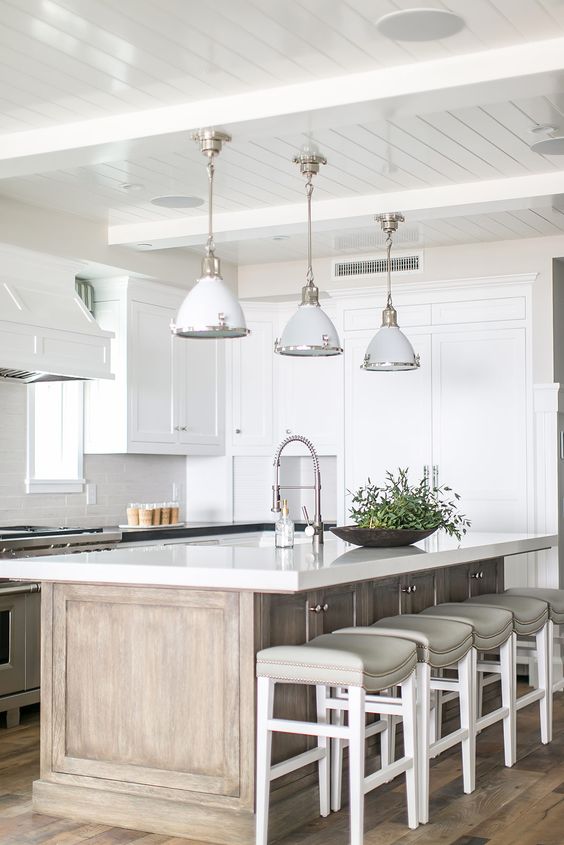 23 beautiful kitchens that will make you swoon - Her Heartland Soul