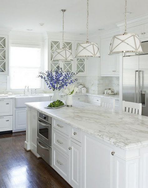 23 beautiful kitchens that will make you swoon - Her Heartland Soul