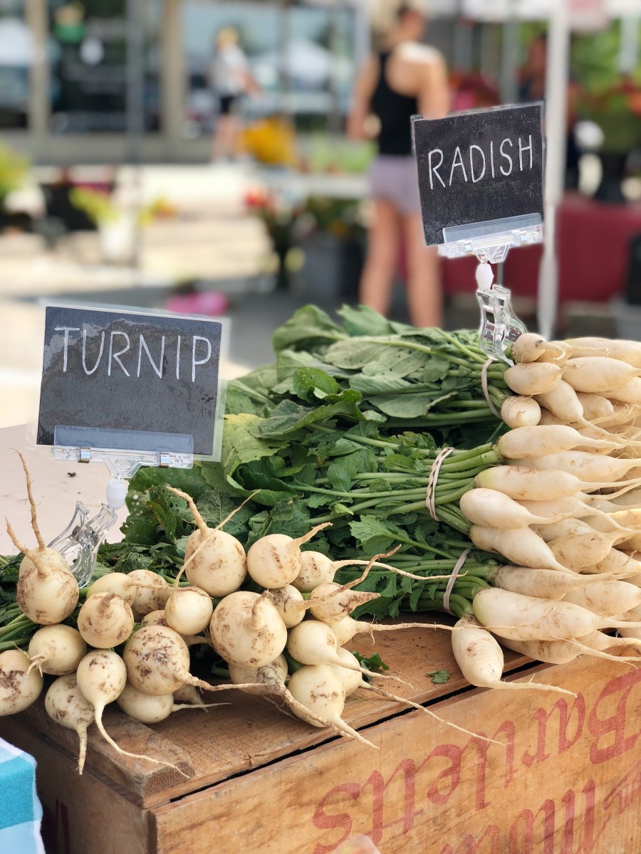 Supporting Local: Omaha Farmers Market Aksarben - Her Heartland Soul