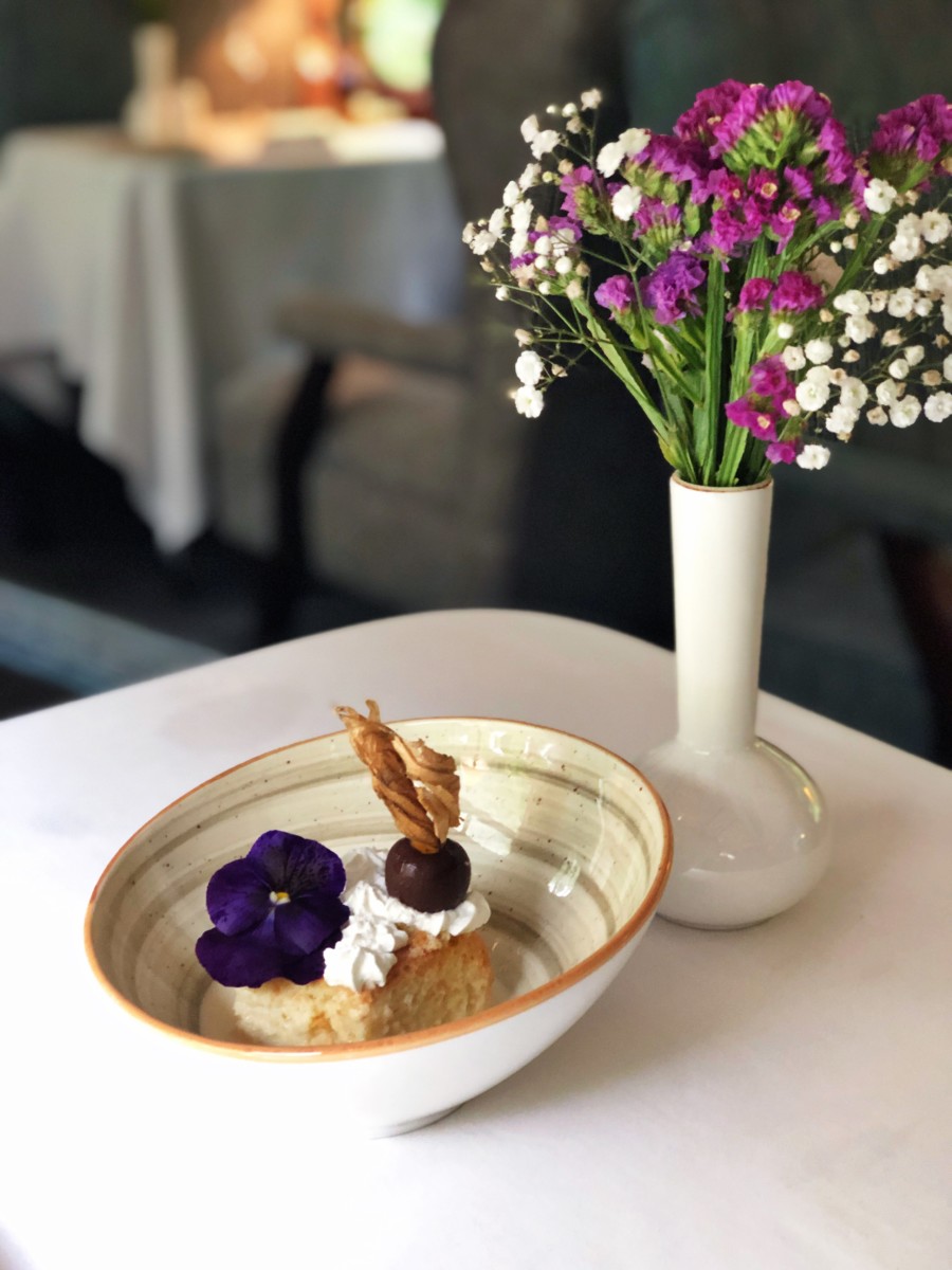 Dessert aboard the Sacred Valley Train to Machu Picchu