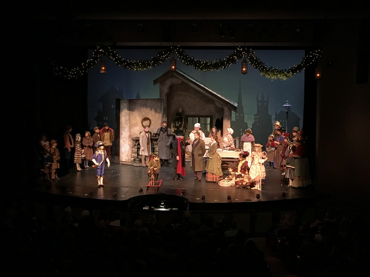 A Christmas Carol Omaha Community Playhouse Her Heartland Soul