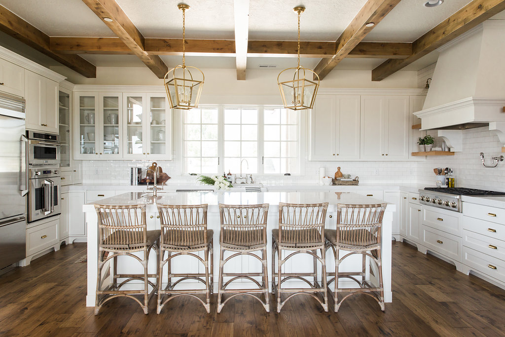 23 beautiful kitchens that will make you swoon - Her Heartland Soul