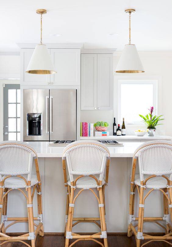 23 beautiful kitchens that will make you swoon - Her Heartland Soul