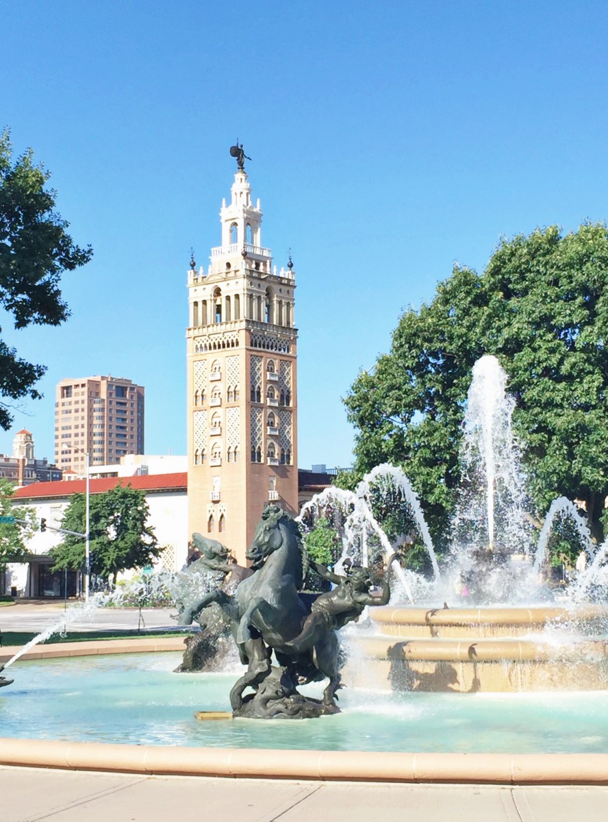 Country Club Plaza Fountain Kansas City Her Heartland Soul