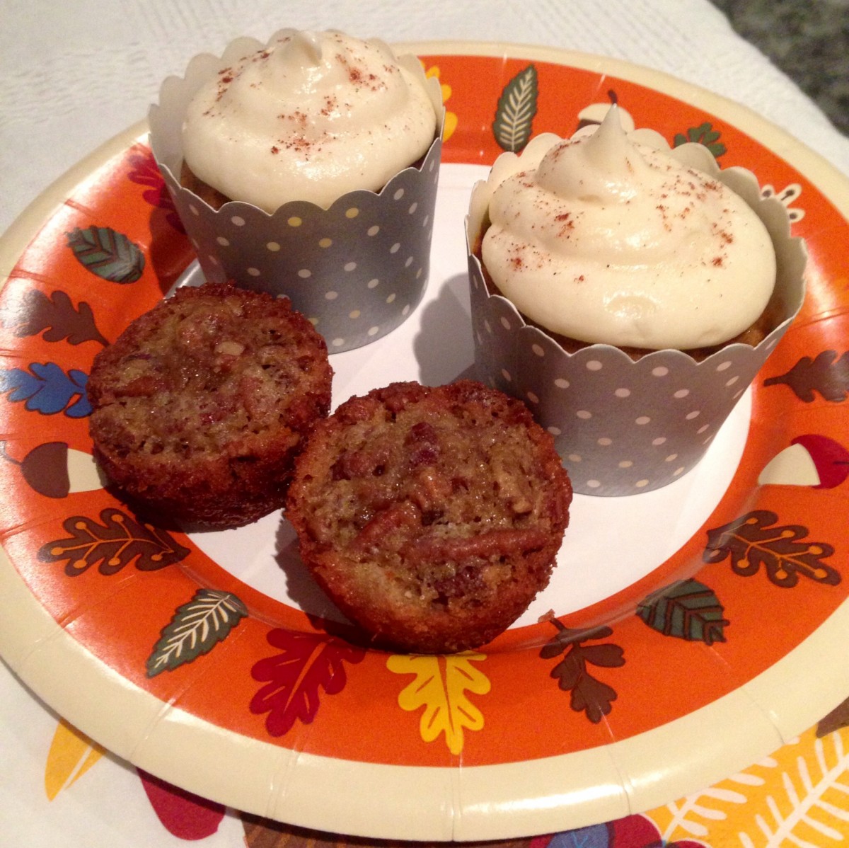 Friendsgiving Joanna Makingmine Her Heartland Soul Erin Fairchild Cupcakes Dessert